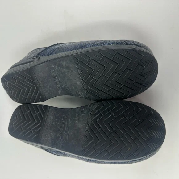 Dansko Professional Clogs Women's EUR 39 US 8.5 Blue Medallion - Picture 13 of 13